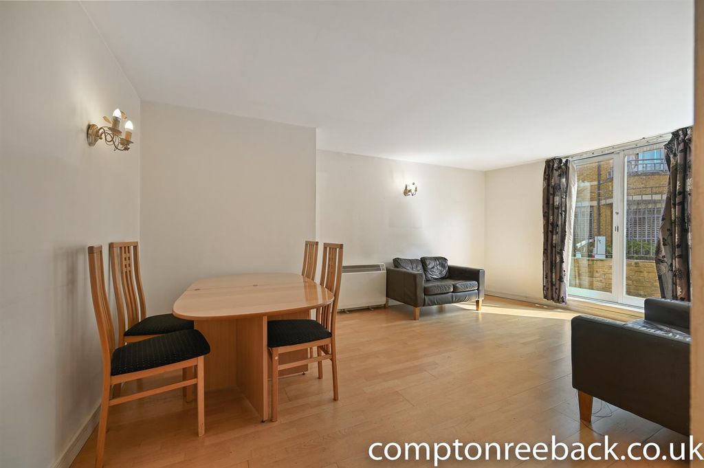 Property photo 1 of 8 Rqcr_ Beech Court_Reception 3 (1).Jpg