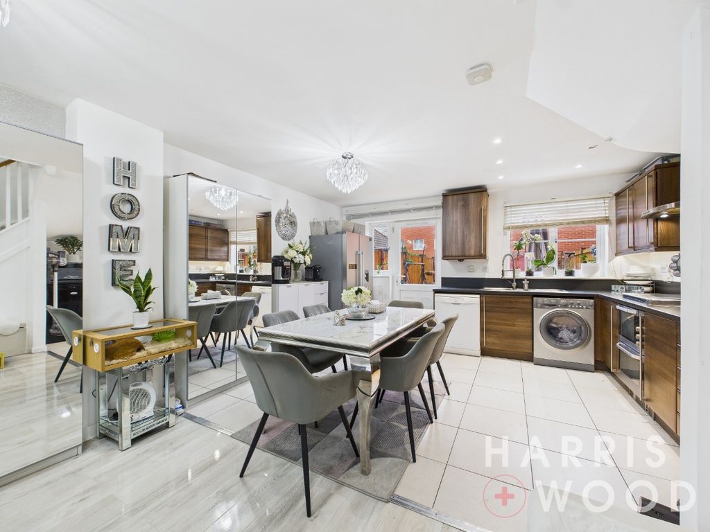 Property photo 2 of 26 4851283