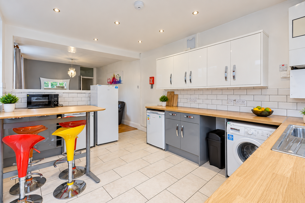 Property photo 3 of 25 234Dd416-97dc-4639-80F8-d8A3655c578c
