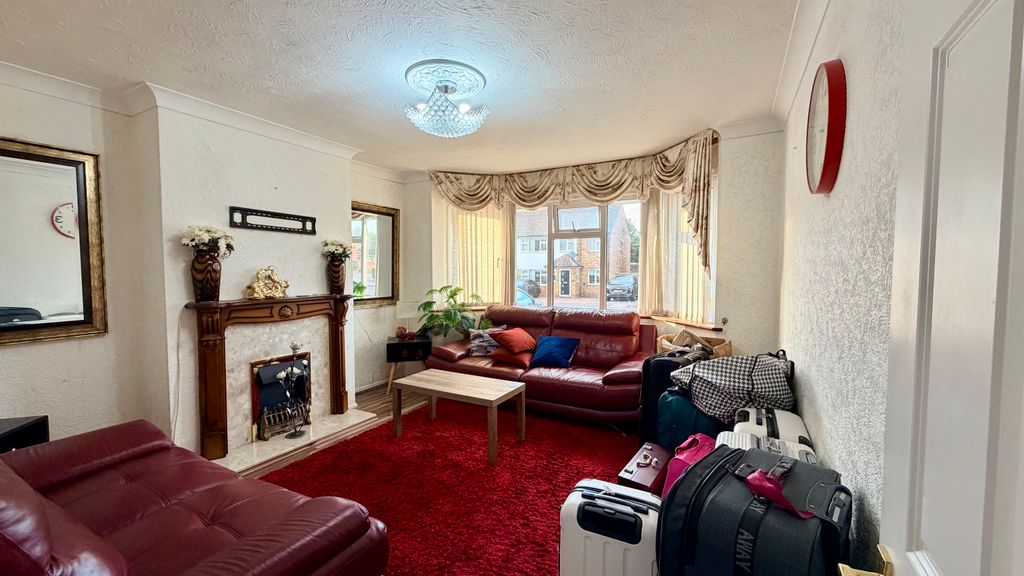 Property photo 3 of 14
