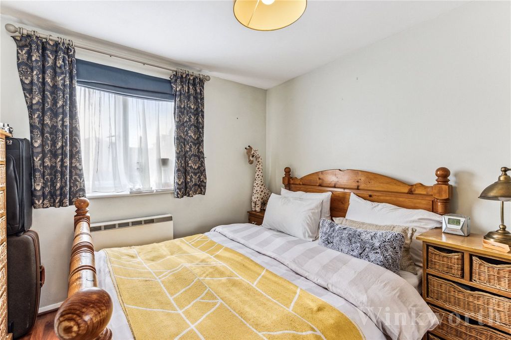 Property photo 3 of 9 Picture No. 22