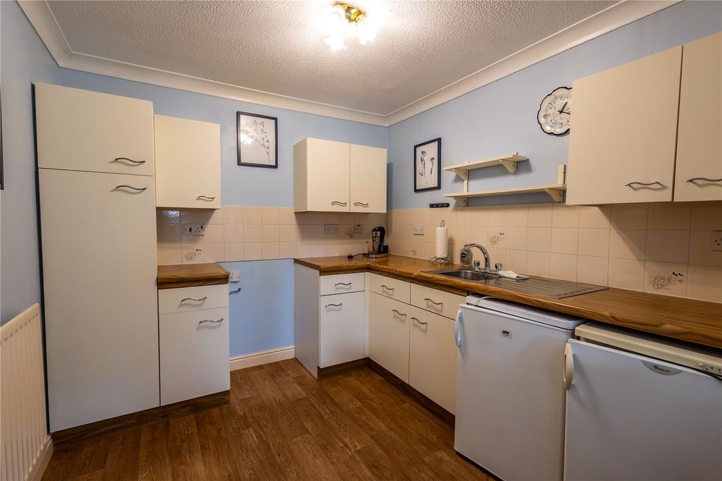 Property photo 3 of 18 Picture No. 36