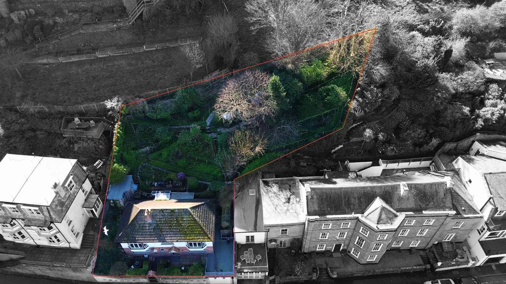 Property photo 2 of 24 Overhead