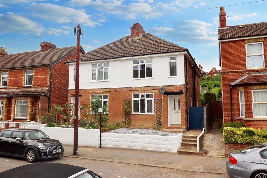 Property photo 1 of 19