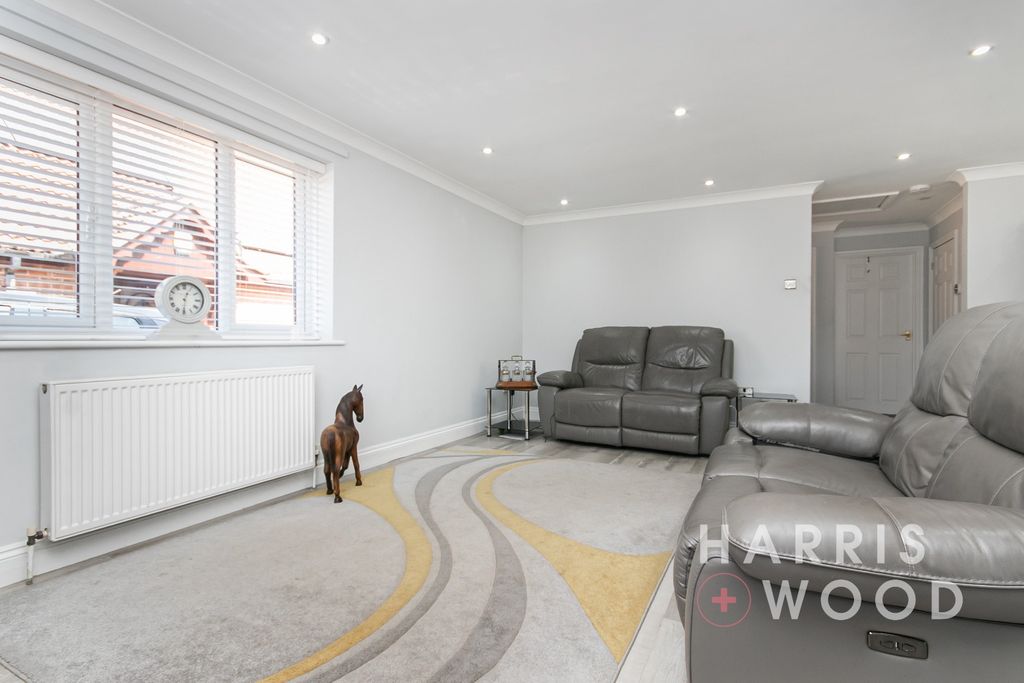 Property photo 3 of 20 4168604