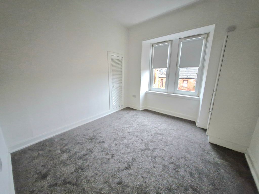 Property photo 3 of 4 Bedroom