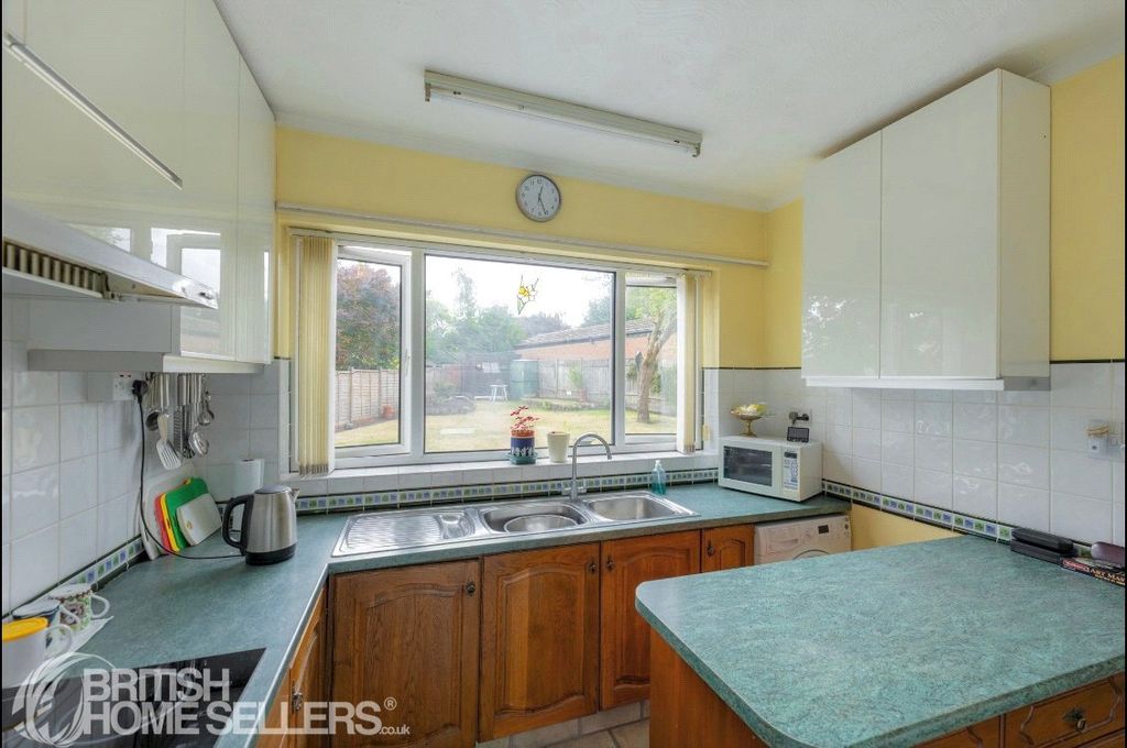 Property photo 3 of 28 Picture No. 61