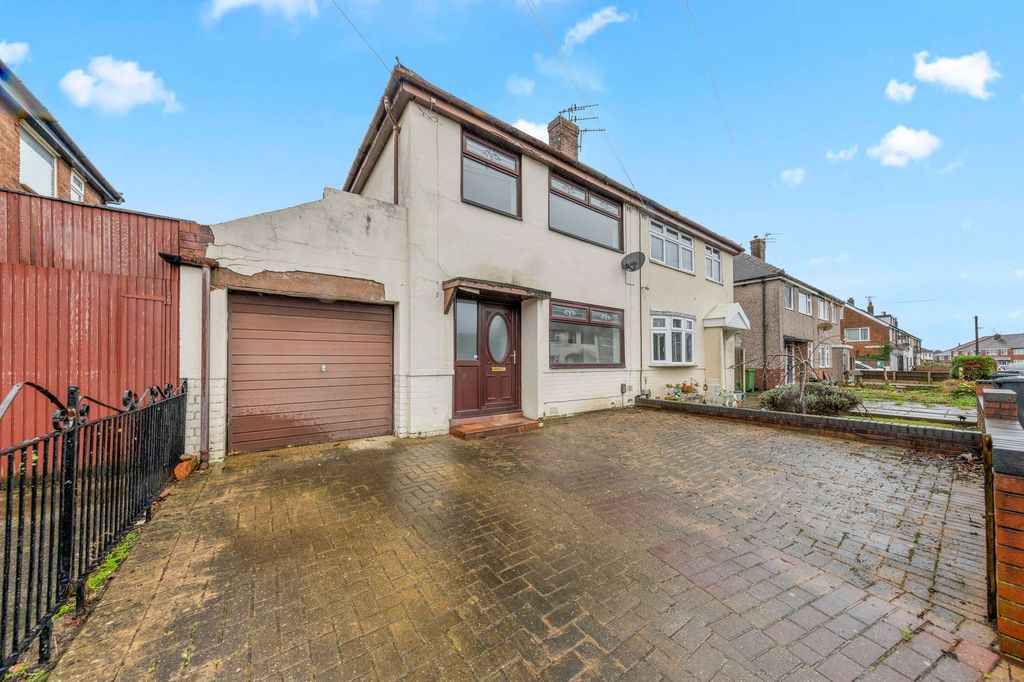 Property photo 1 of 15