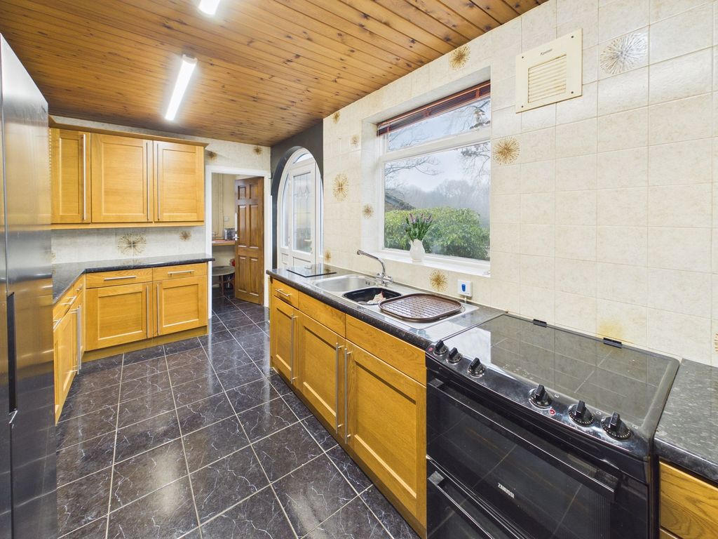 Property photo 3 of 38