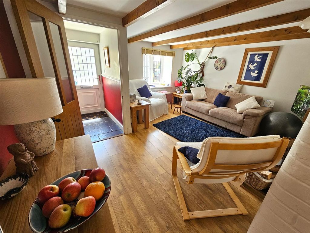 Property photo 2 of 24 Sitting Room.Jpg