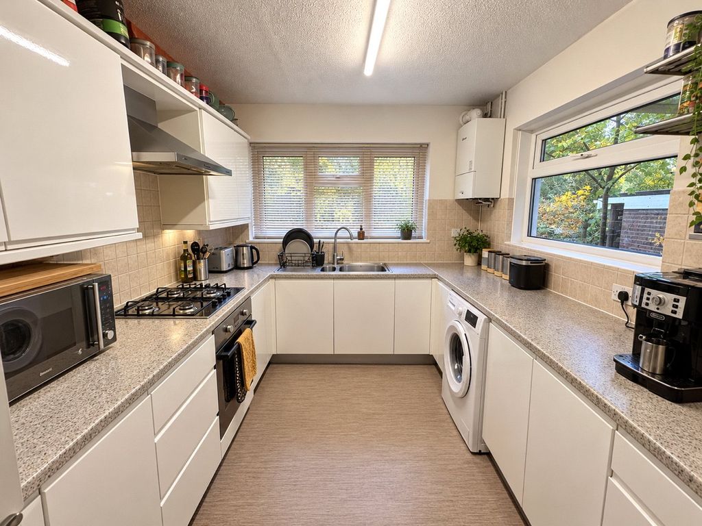 Property photo 3 of 10 Picture No. 06