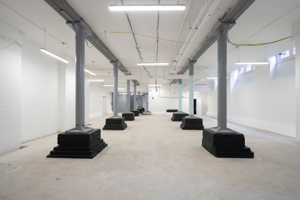 Property photo 2 of 12 Internal