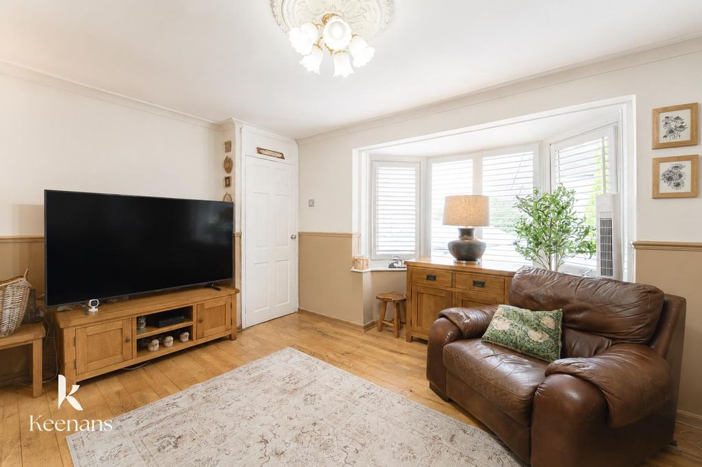 Property photo 1 of 25