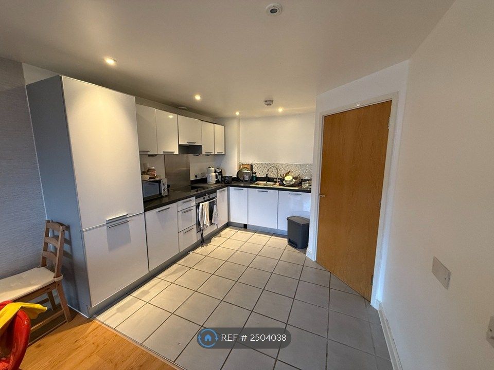 Property photo 1 of 9 Kitchen