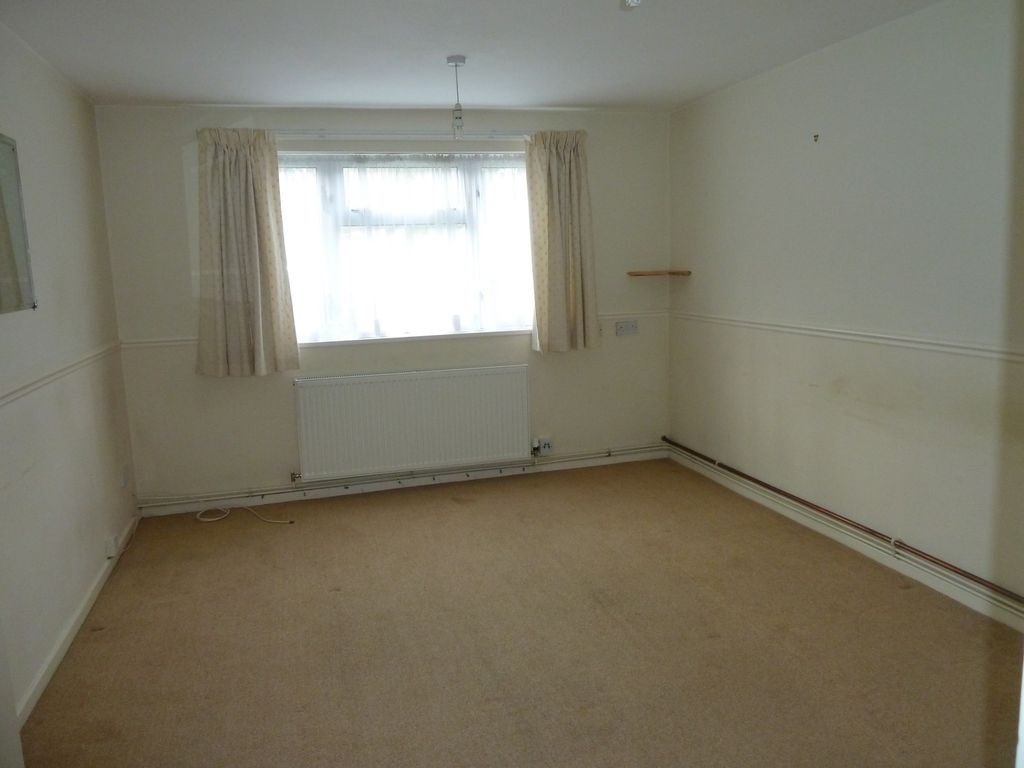 Property photo 3 of 3