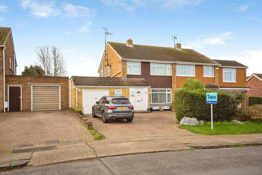 Property photo 1 of 20 243A2836