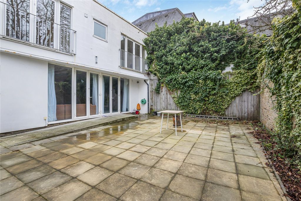 Property photo 2 of 17 Picture No. 09