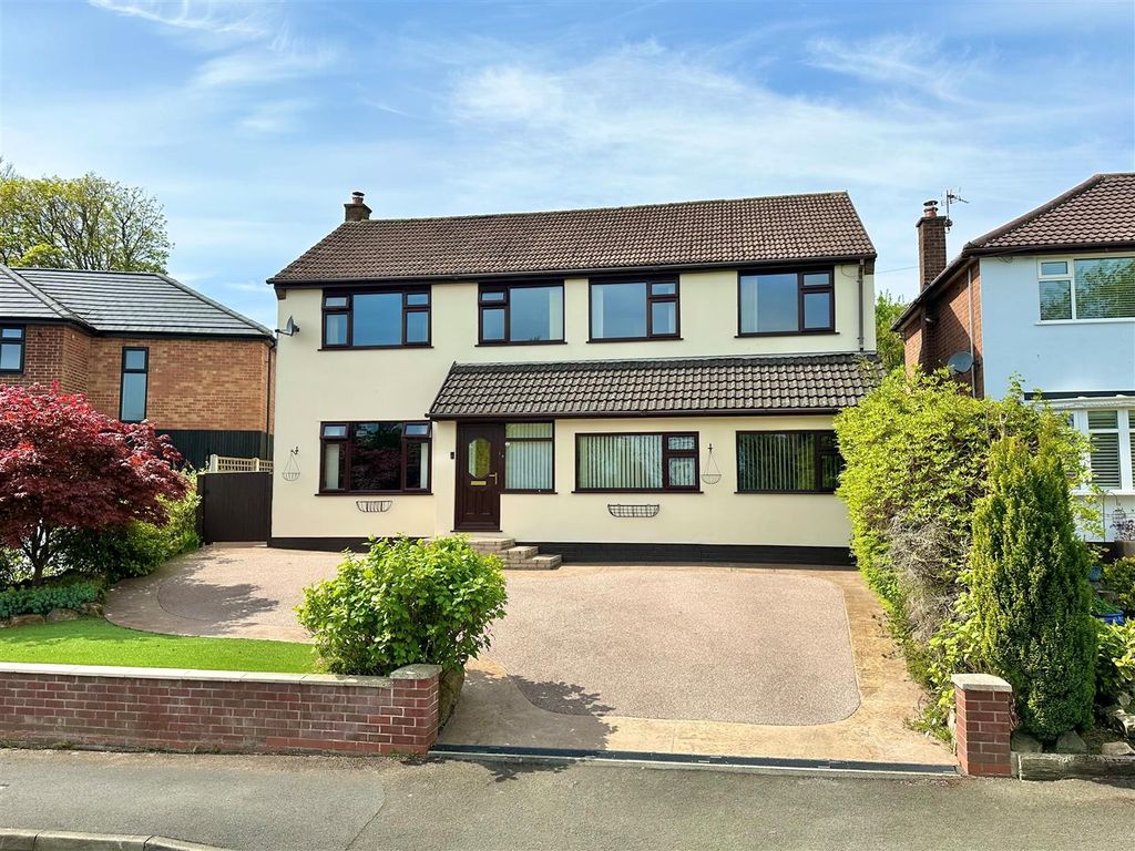Property photo 1 of 24