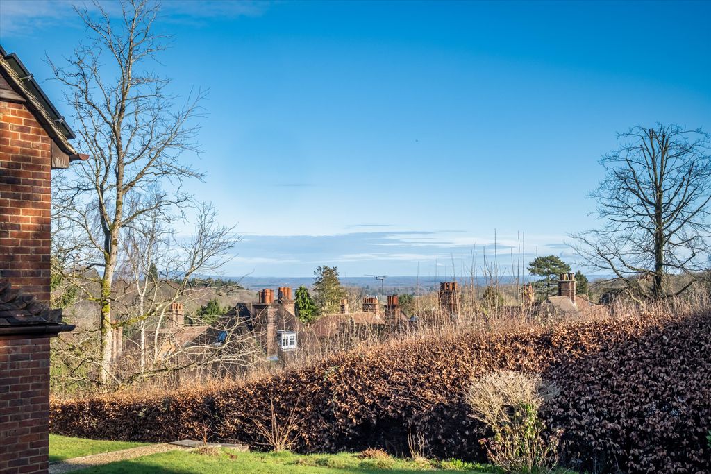 Property photo 1 of 14 Image