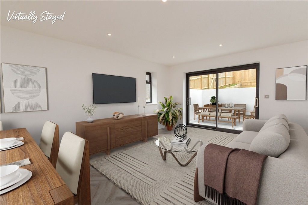 Property photo 1 of 22 Lounge Staged