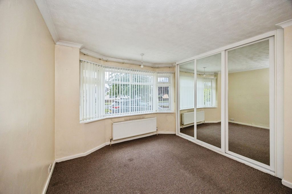 Property photo 3 of 17 Photo