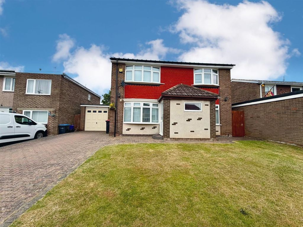 Property photo 1 of 16 External