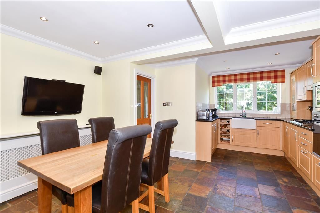 Property photo 3 of 20 Kitchen/Diner
