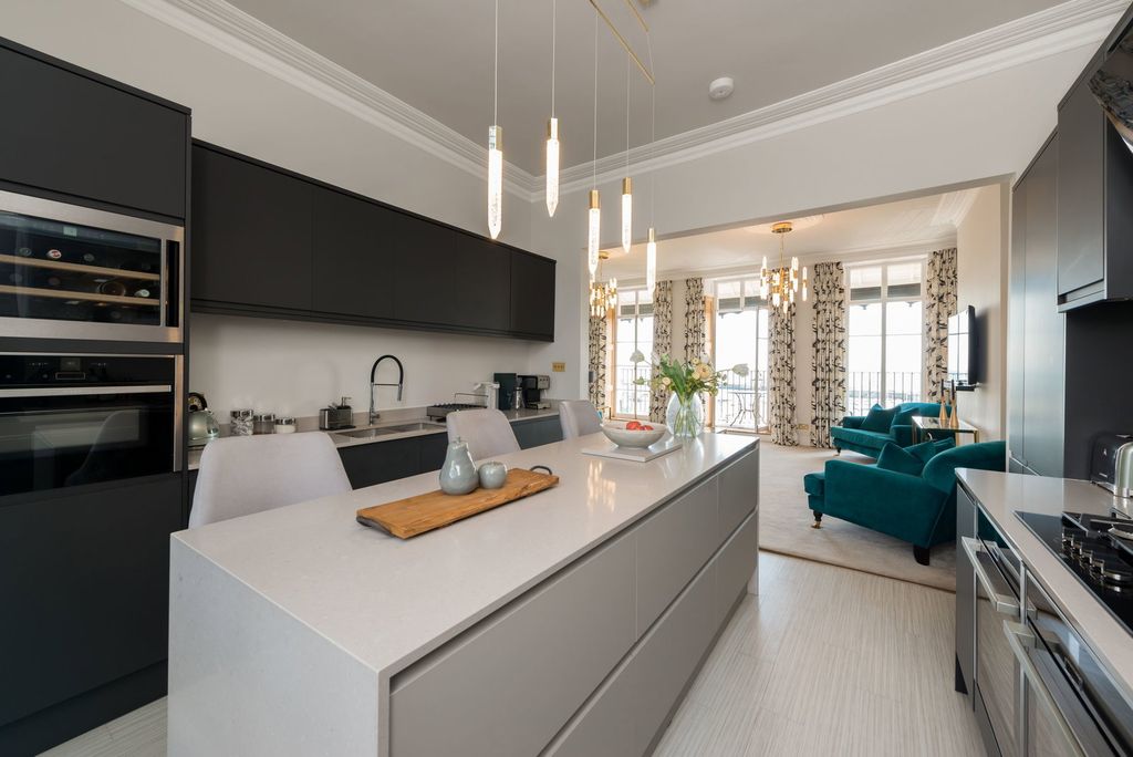 Additional image 12 of 7 bed terraced house for saleNelson Crescent, Ramsgate CT11