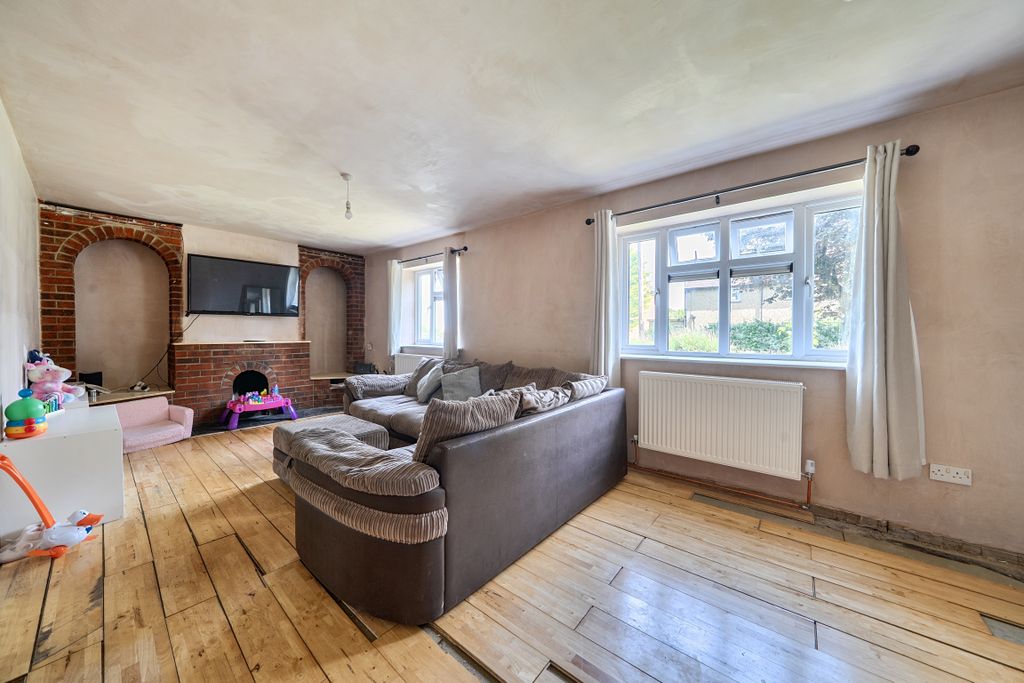 Property photo 2 of 18 146566566A1068381462d