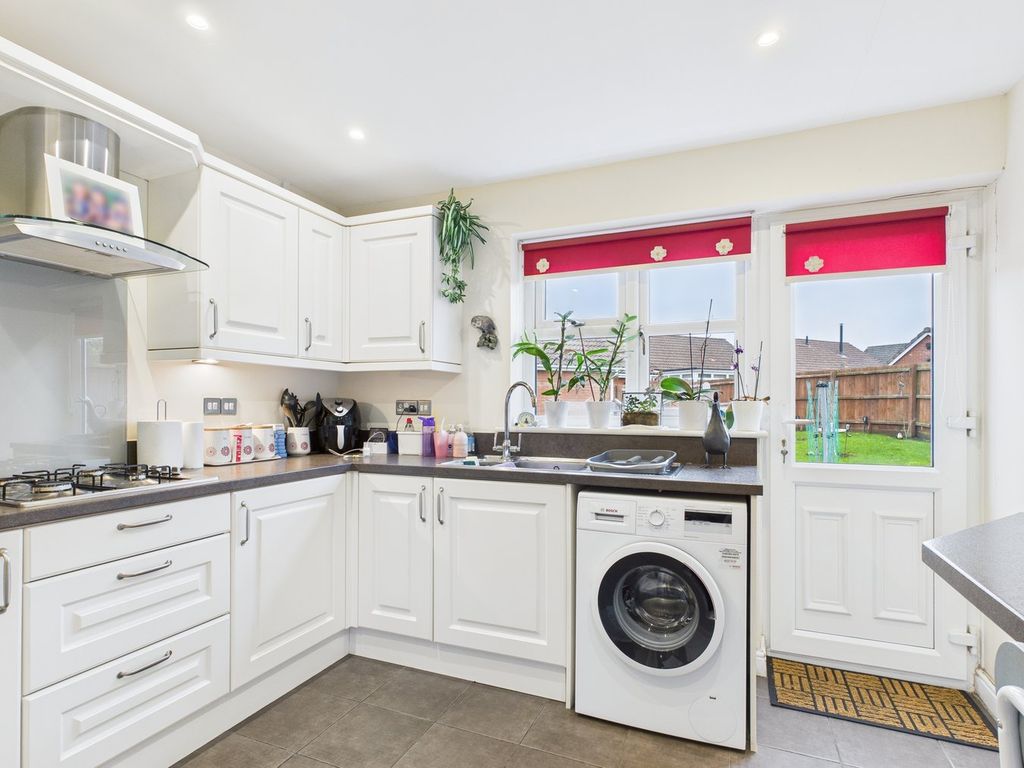 Property photo 3 of 14