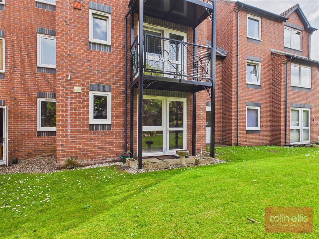 Property photo 2 of 14 Cam05075G0-Pr0357-Still011.Jpg