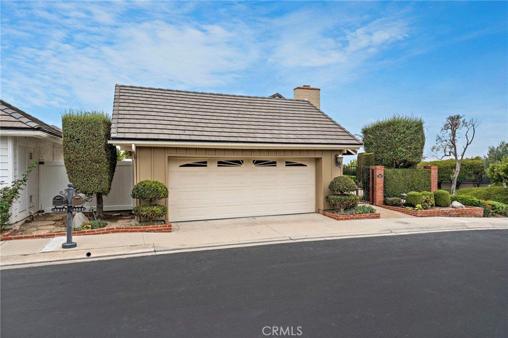 Property photo 3 of 59