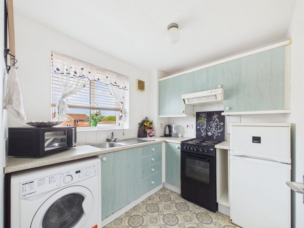 Property photo 3 of 6 Picture No. 04