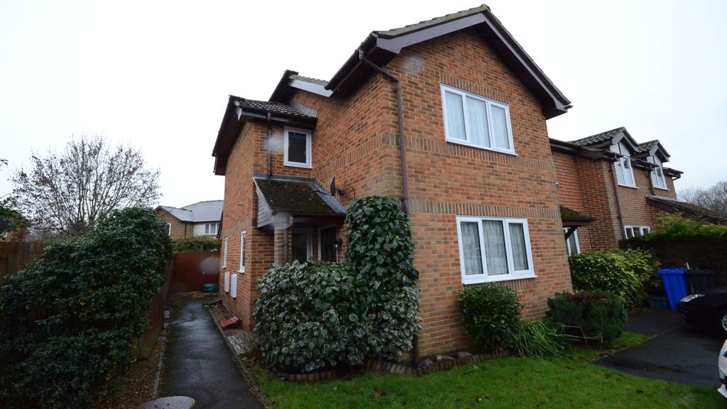Property photo 1 of 7 Front_Result.Jpg