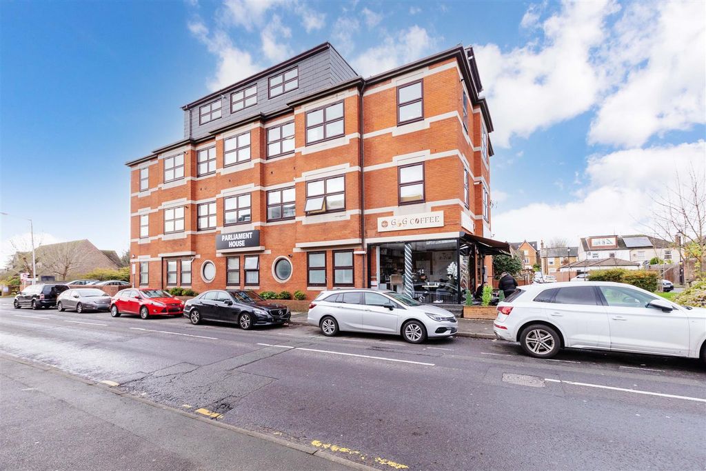 Property photo 2 of 13 3 Parliament House-2.Jpg