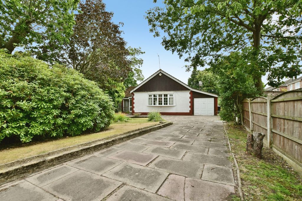 Property photo 1 of 17 Pbox-Img.Jpg
