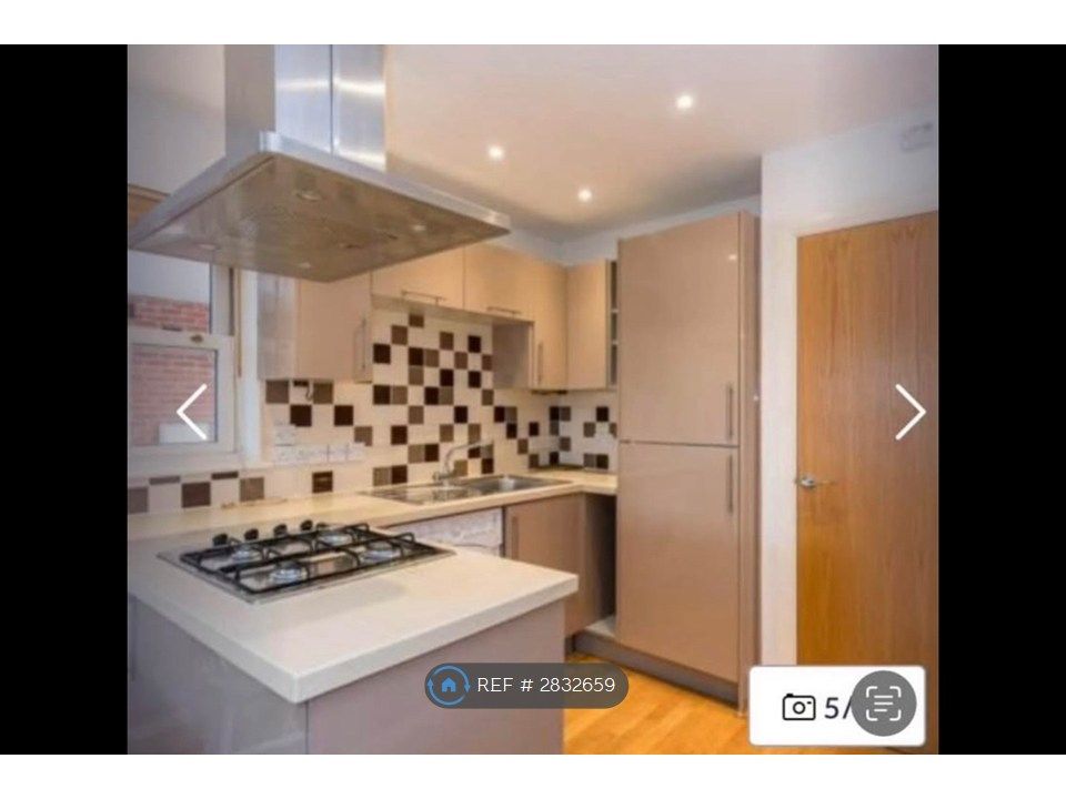 Property photo 3 of 5