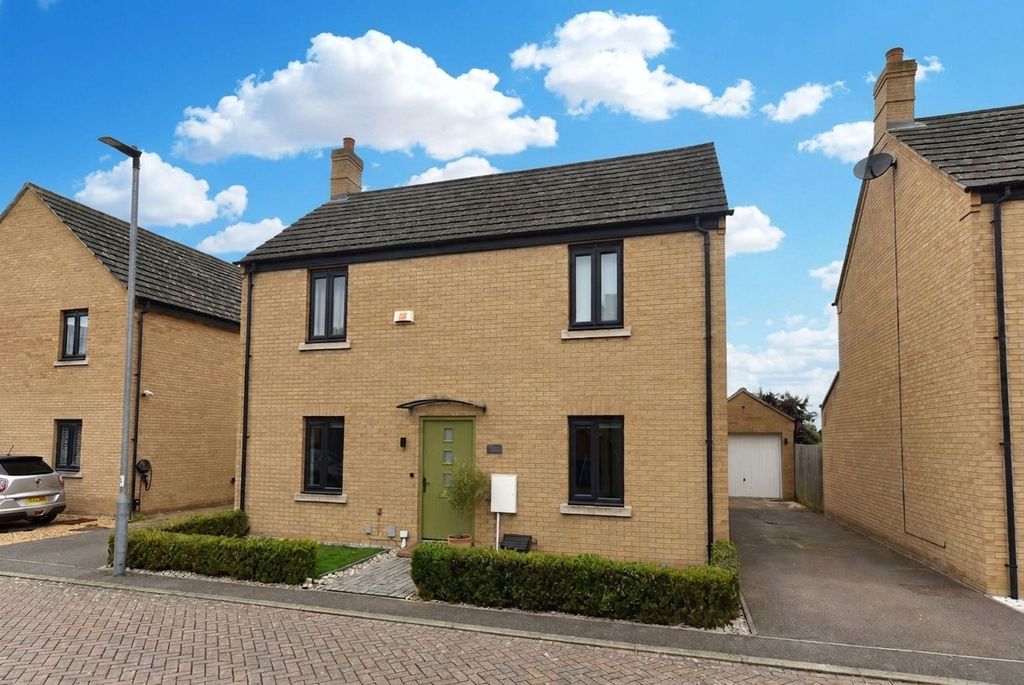 Property photo 1 of 24
