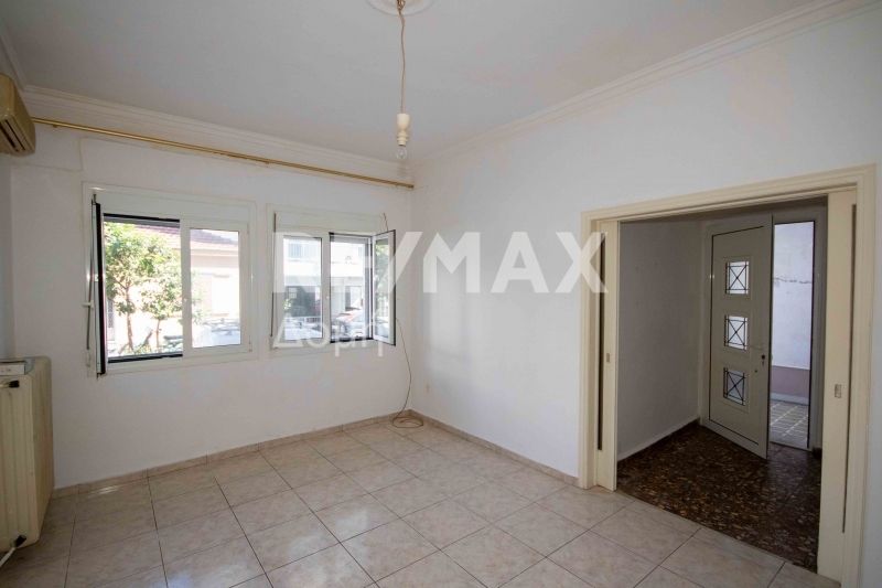 Property photo 1 of 25