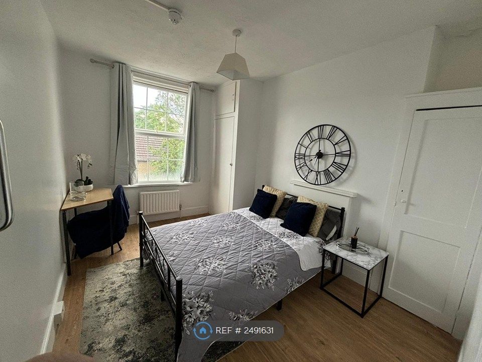 Property photo 2 of 4