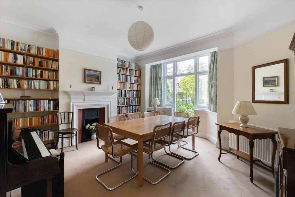 Property photo 3 of 14 Image