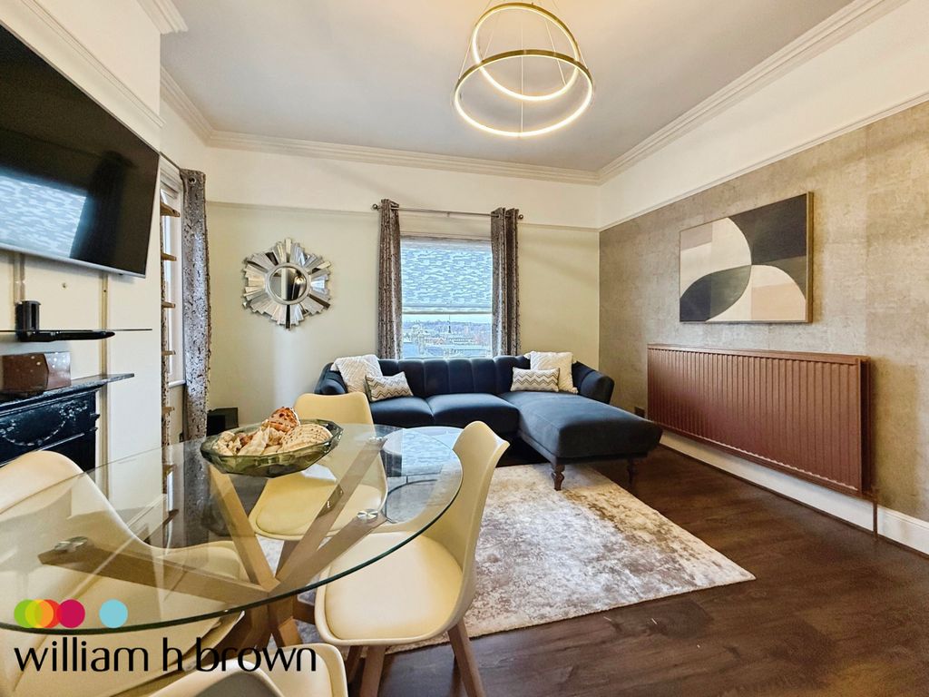 Property photo 3 of 11 Living Room