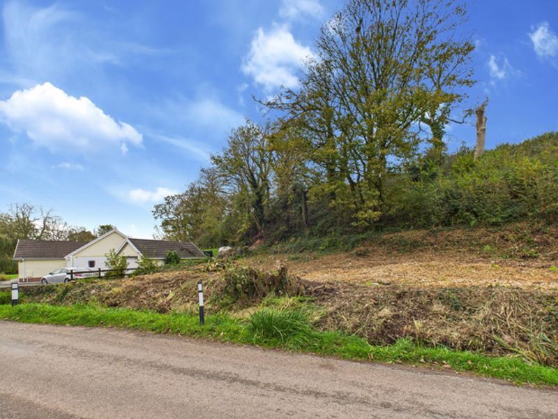 Property photo 2 of 7 Photo 6