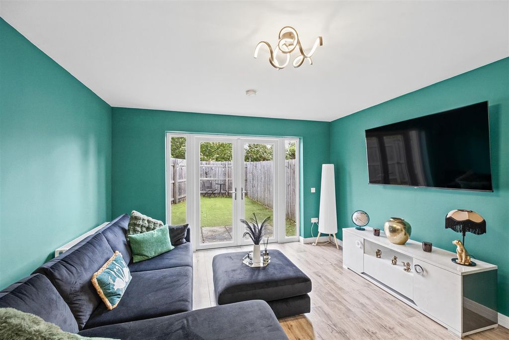 Property photo 2 of 22 Green Street-17.Jpg