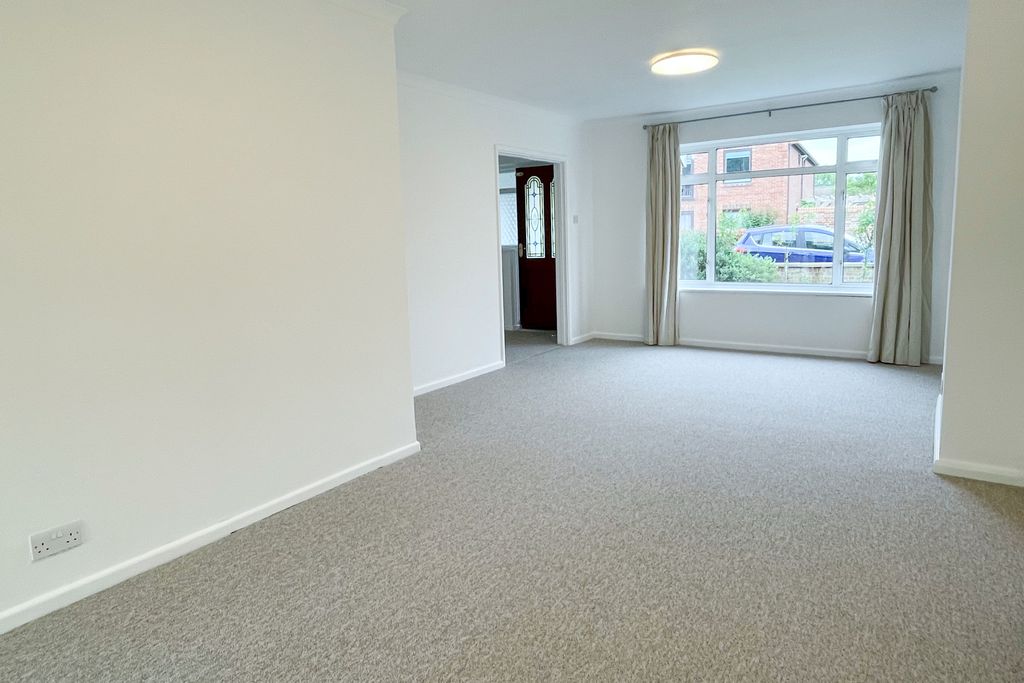 Property photo 3 of 14 3