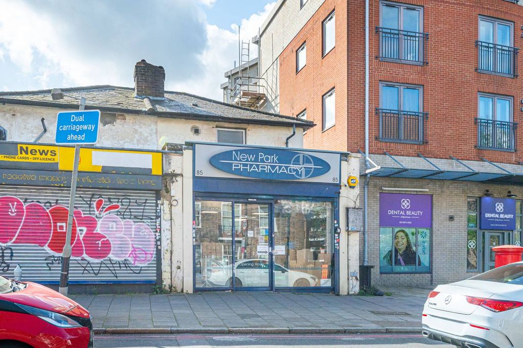 Property photo 2 of 14