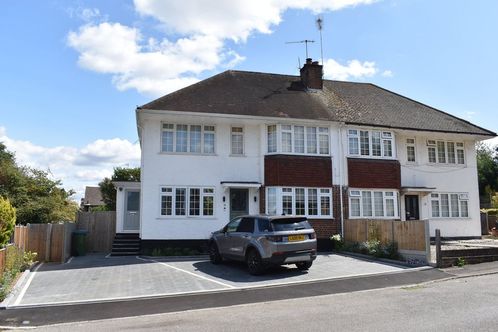 Property photo 1 of 8