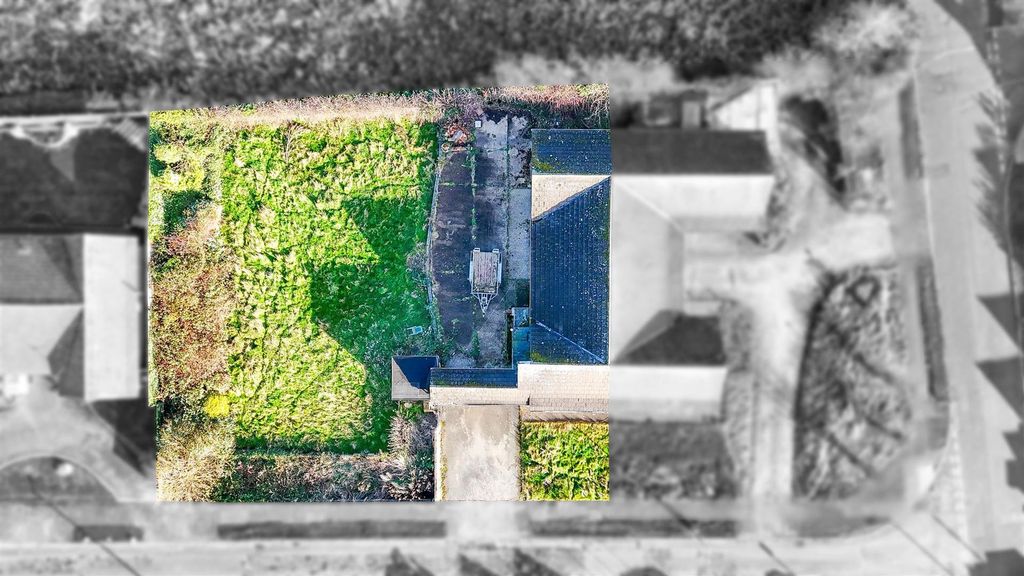 Property photo 3 of 4