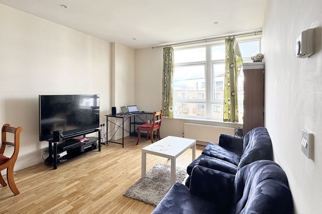 Property photo 3 of 9 Img_1265