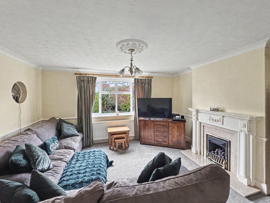 Property photo 2 of 22